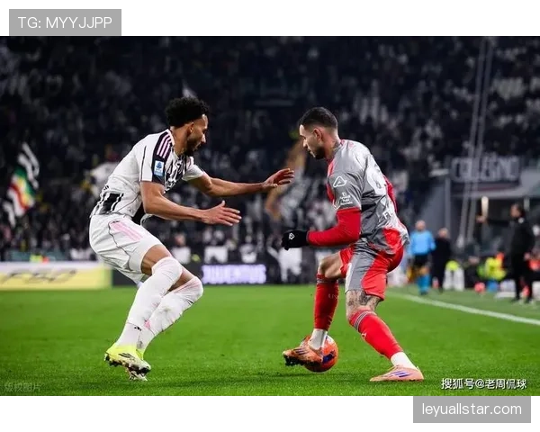 争议瞬间:尤文图斯进球因推人在先进球无效,VAR介入维持原判 争议瞬间:尤文图斯进球因推人在先进球无效,VAR介入维持原判