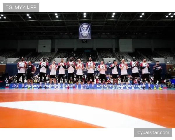 亚洲男排俱乐部锦标赛，日本三得利太阳鸟队苦战五局击败卡塔尔球队